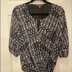 Vince Camuto Medium blouse
